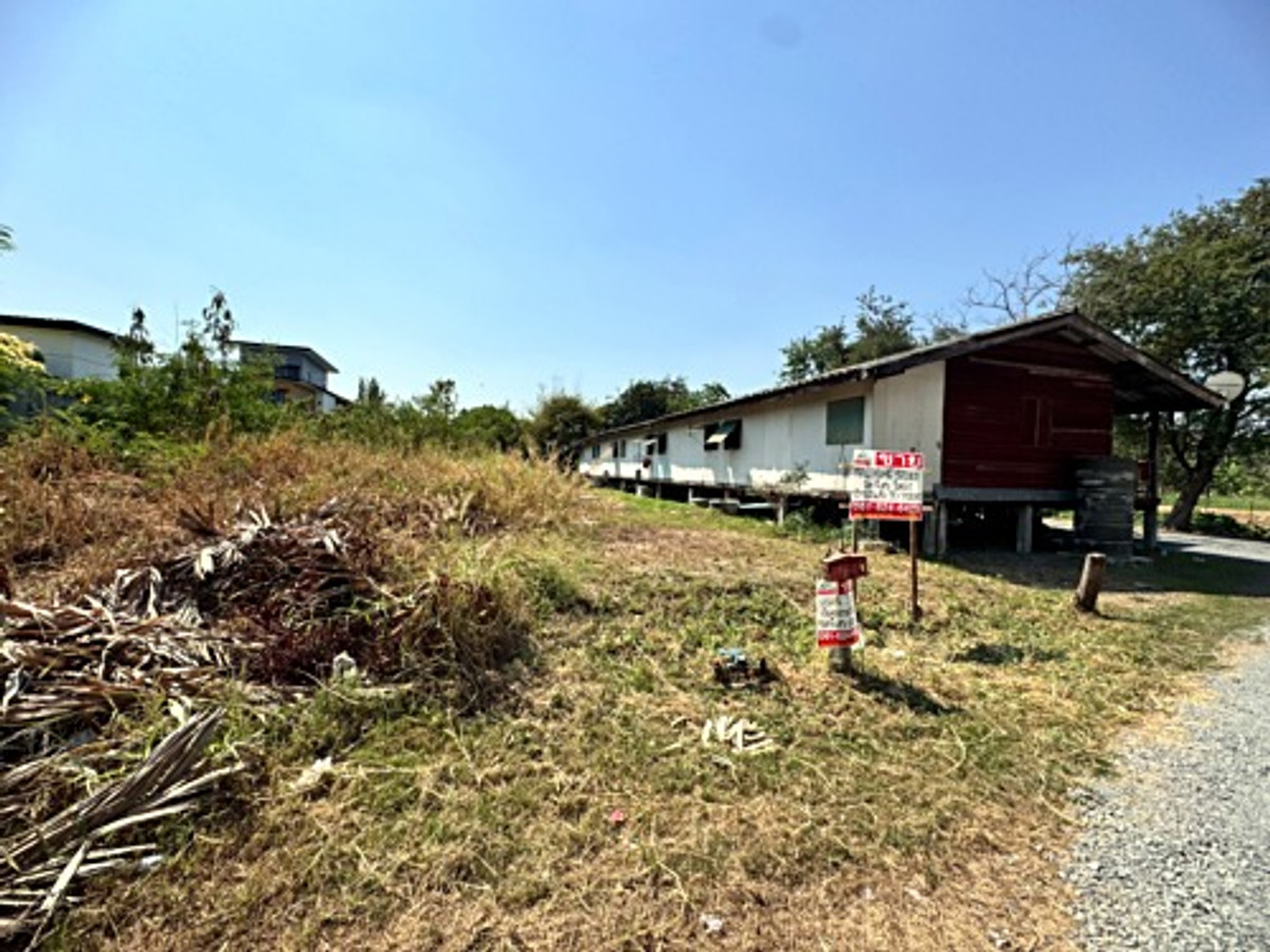 ขายที่ดินลาดกระบัง สุวรรณภูมิ : ขายที่ดินซอยลาดกระบัง3 ขนาด 371 ตร.วา (ถนนประชาทร) วิวลำธาร (N.1380)