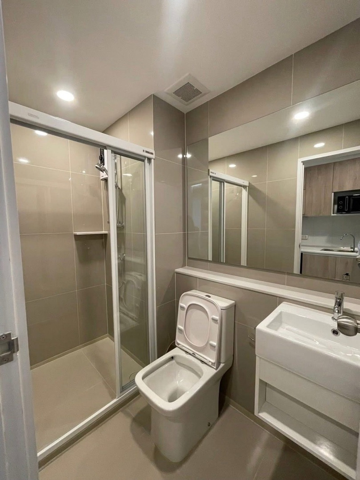 ให้เช่าคอนโดสะพานควาย จตุจักร : 🏢ให้เช่า Denim Jatujak 🏙️  เฟอร์นิเจอร์ครบ   Line OA : @ladysai (มี @ )