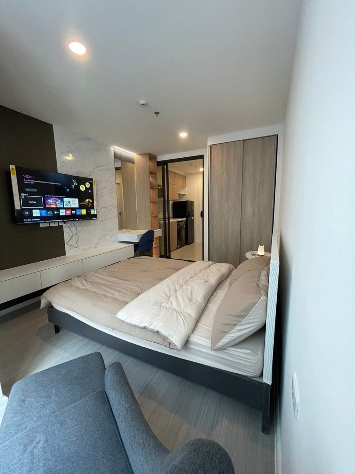 ให้เช่าคอนโดสะพานควาย จตุจักร : 🏢ให้เช่า Denim Jatujak 🏙️  เฟอร์นิเจอร์ครบ   Line OA : @ladysai (มี @ )