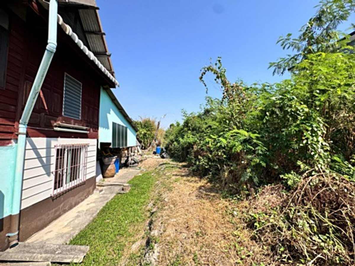 ขายที่ดินลาดกระบัง สุวรรณภูมิ : ขายที่ดินซอยลาดกระบัง3 ขนาด 371 ตร.วา (ถนนประชาทร) วิวลำธาร (N.1380)