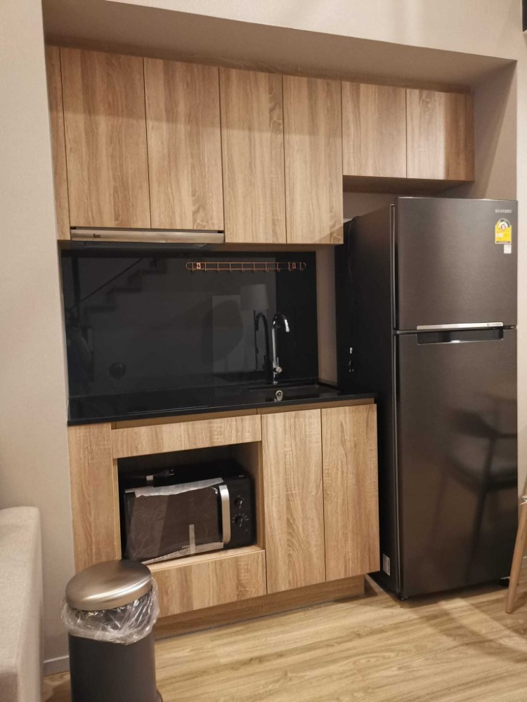 ขายคอนโดสาทร นราธิวาส : S-BLOS106 ขาย คอนโด บลอสซั่ม คอนโด สาทร-เจริญราษฎร์ ชั้น1 วิวเมือง 45ตรม. 1นอน 1น้ำ 3.9 ล้าน 064-959-8900