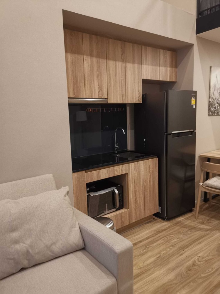 ขายคอนโดสาทร นราธิวาส : S-BLOS106 ขาย คอนโด บลอสซั่ม คอนโด สาทร-เจริญราษฎร์ ชั้น1 วิวเมือง 45ตรม. 1นอน 1น้ำ 3.9 ล้าน 064-959-8900