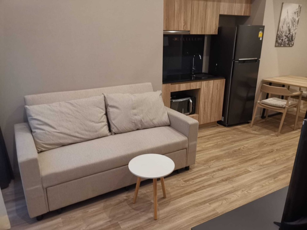 ขายคอนโดสาทร นราธิวาส : S-BLOS106 ขาย คอนโด บลอสซั่ม คอนโด สาทร-เจริญราษฎร์ ชั้น1 วิวเมือง 45ตรม. 1นอน 1น้ำ 3.9 ล้าน 064-959-8900