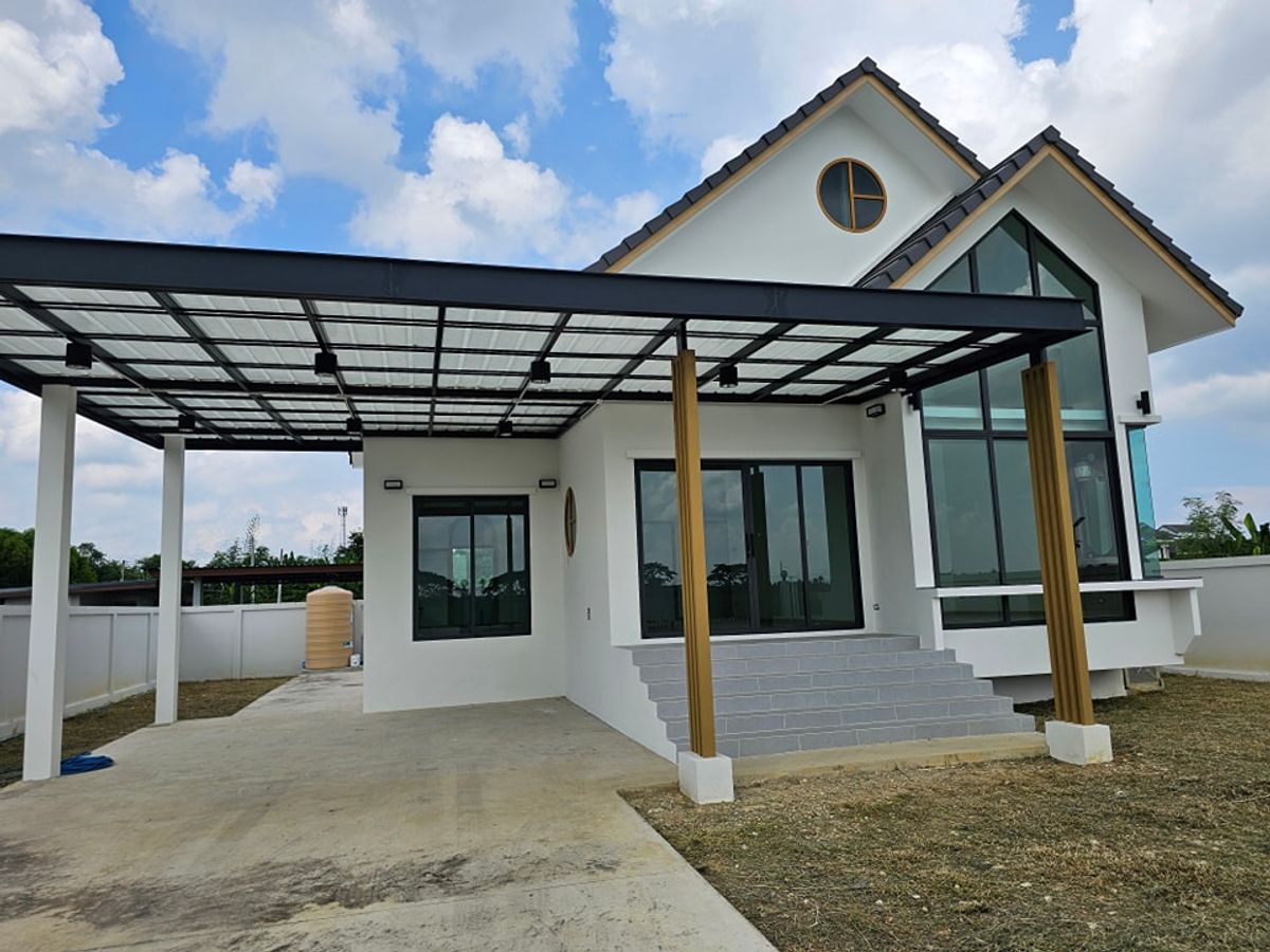 ขายบ้านหัวหิน ประจวบคีรีขันธ์ : บ้านเดี่ยวหลังใหญ่ 120 ตารางวา สี่แยกปราณบุรี