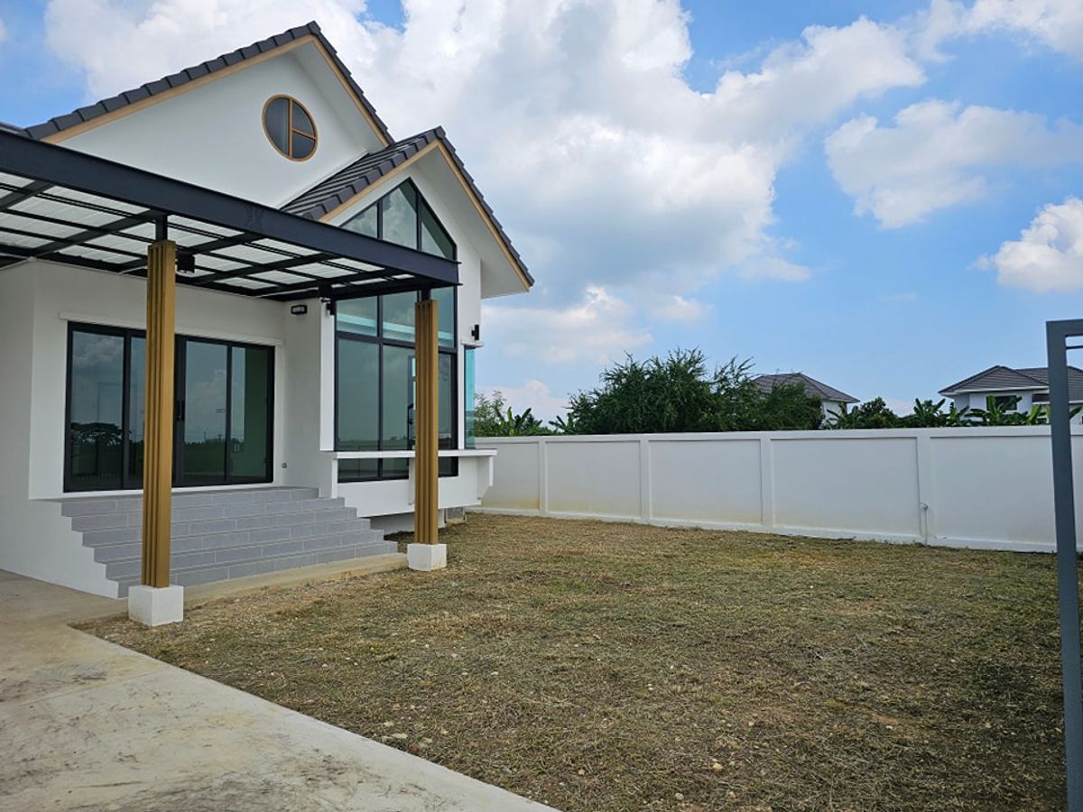 ขายบ้านหัวหิน ประจวบคีรีขันธ์ : บ้านเดี่ยวหลังใหญ่ 120 ตารางวา สี่แยกปราณบุรี