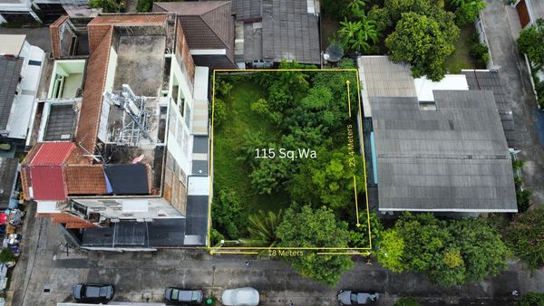For SaleLandSukhumvit, Asoke, Thonglor : Land for Sale 💥 Soi Pridi Banomyong 15 from BTS Ekkamai only 1.2 km. 💥 land area 115 sq.w.