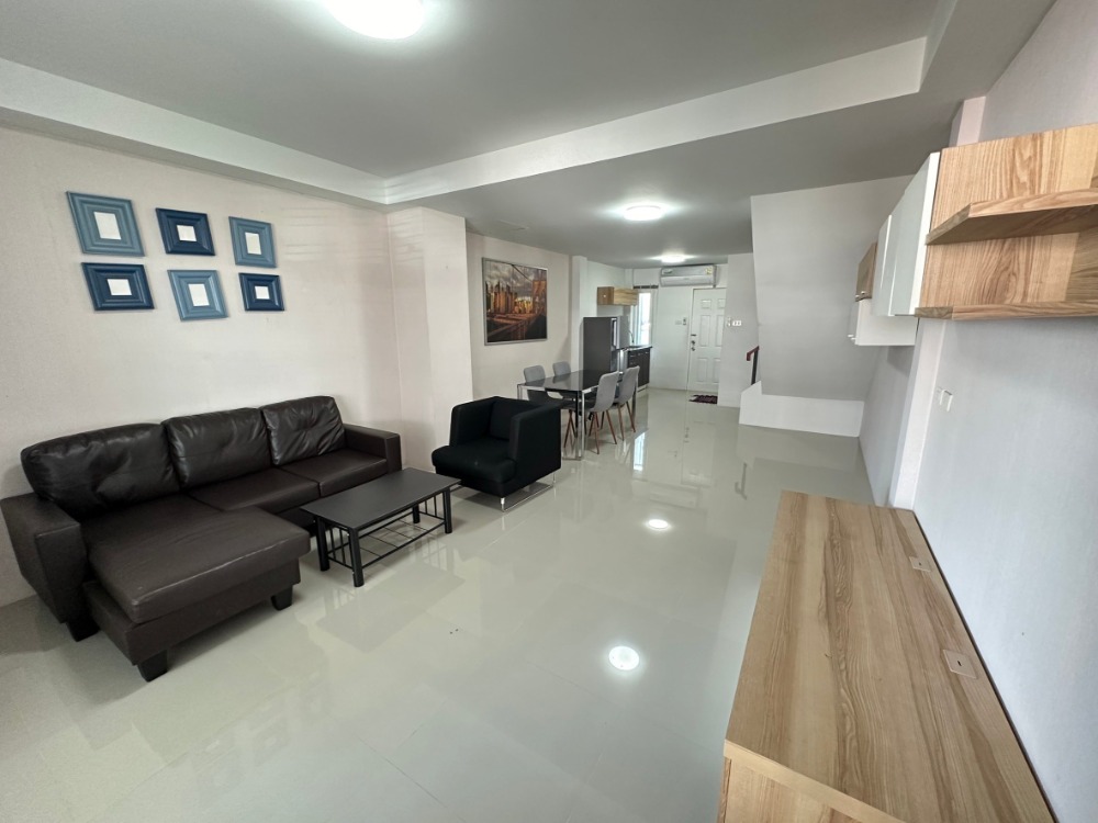 For RentTownhomeRayong : Line: @zimple_asset Modern Townhome for Rent - Ban Chang, Rayong. Located near U-Tapao Airport and Map Ta Phut Industrial Estate, small pets allowed, with short-term monthly leases available.