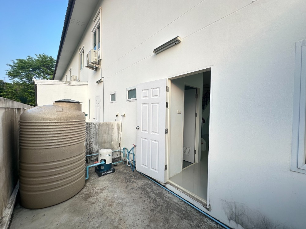 For RentTownhomeRayong : Line: @zimple_asset Modern Townhome for Rent - Ban Chang, Rayong. Located near U-Tapao Airport and Map Ta Phut Industrial Estate, small pets allowed, with short-term monthly leases available.