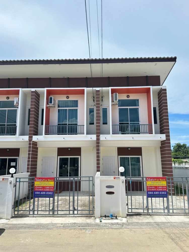 For RentTownhomeRayong : Line: @zimple_asset Modern Townhome for Rent - Ban Chang, Rayong. Located near U-Tapao Airport and Map Ta Phut Industrial Estate, small pets allowed, with short-term monthly leases available.