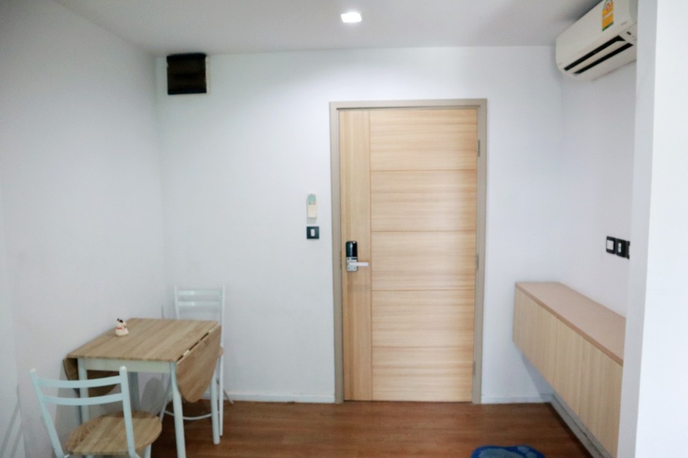 For SaleCondoSamut Prakan,Samrong : Condo for sale: Tropicana @BTS Erawan, Samut Prakan, 2 bedrooms, 32 sqm., excellent condition.