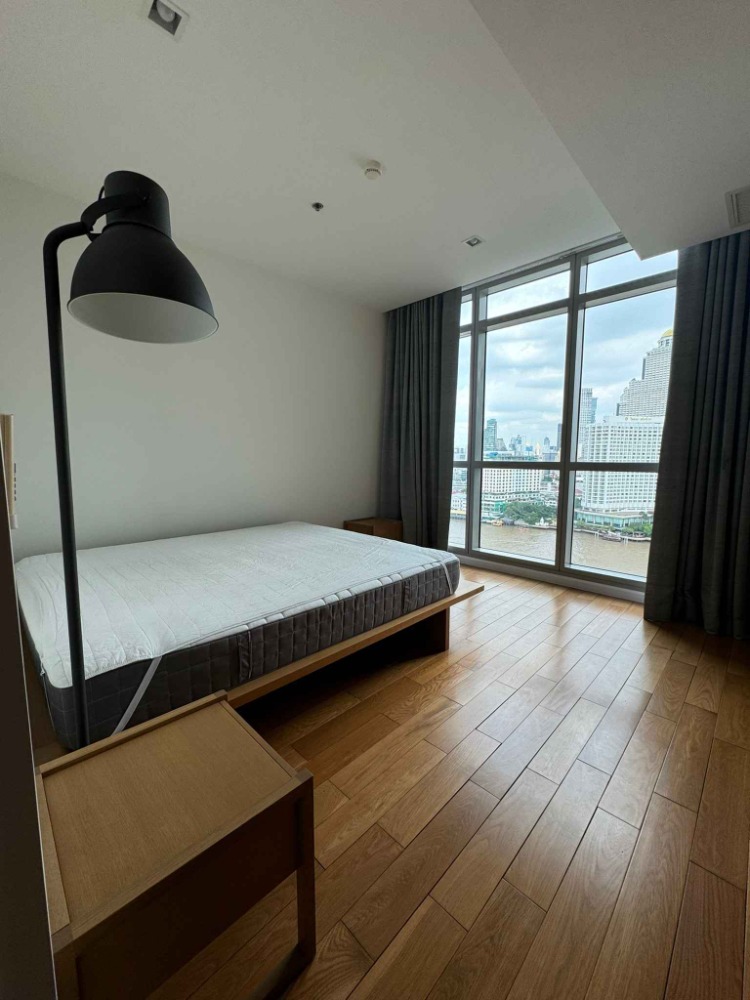 For RentCondoWongwianyai, Charoennakor : LTHC10976–The River condominium FOR RENT 2 beds 2 baths size 110 Sq.m. Near BTS Saphan Taksin Station ONLY 75k/month