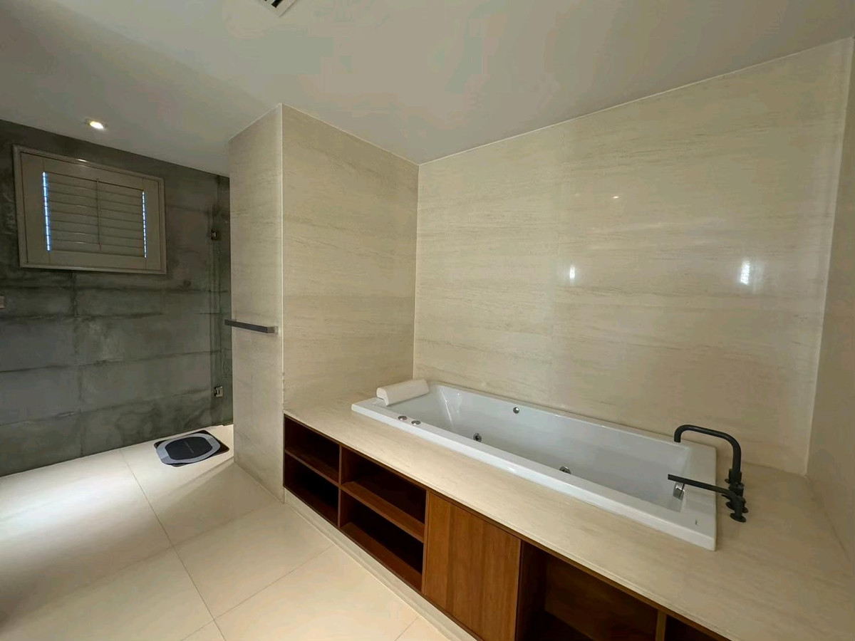 For RentCondoWitthayu, Chidlom, Langsuan, Ploenchit : 📌For RENT | The Crest Ruamrudee- 3BR (265.83sqm) 150,000 THB