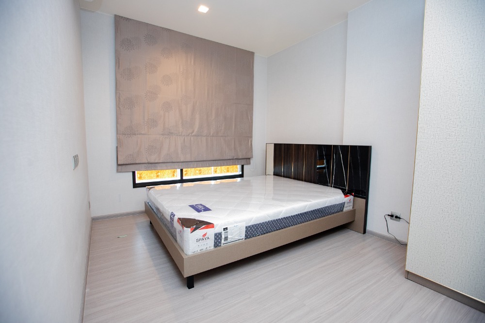 For RentCondoOnnut, Udomsuk : (for rent) Life Sukhumvit 62, near BTS Bang Chak, only 200 meters.