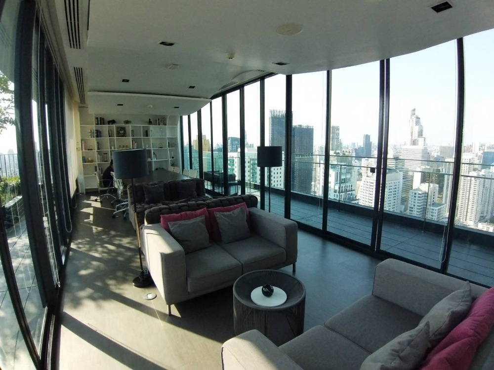 ขายคอนโดสุขุมวิท อโศก ทองหล่อ : ขาย Edge Sukhumvit 23  คอนโดใจกลางสุขุมวิท ชั้น 26 ห้อง 1 Bed 30.60 ตร.ม. ตกแต่งพร้อมอยู่ ราคา 6.5 ลบ.* (ขายพร้อมคนเช่า)