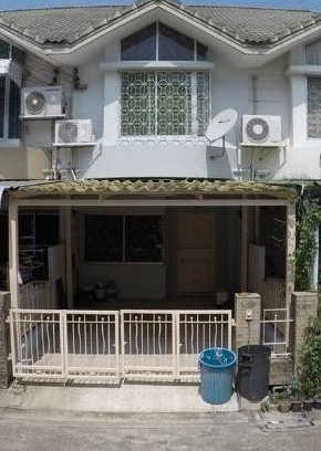 For RentTownhomeRatchadapisek, Huaikwang, Suttisan : Townhouse for rent, Supalai Ville Ratchadaphisek 32, near Makro Wang Hin, only 4 minutes.