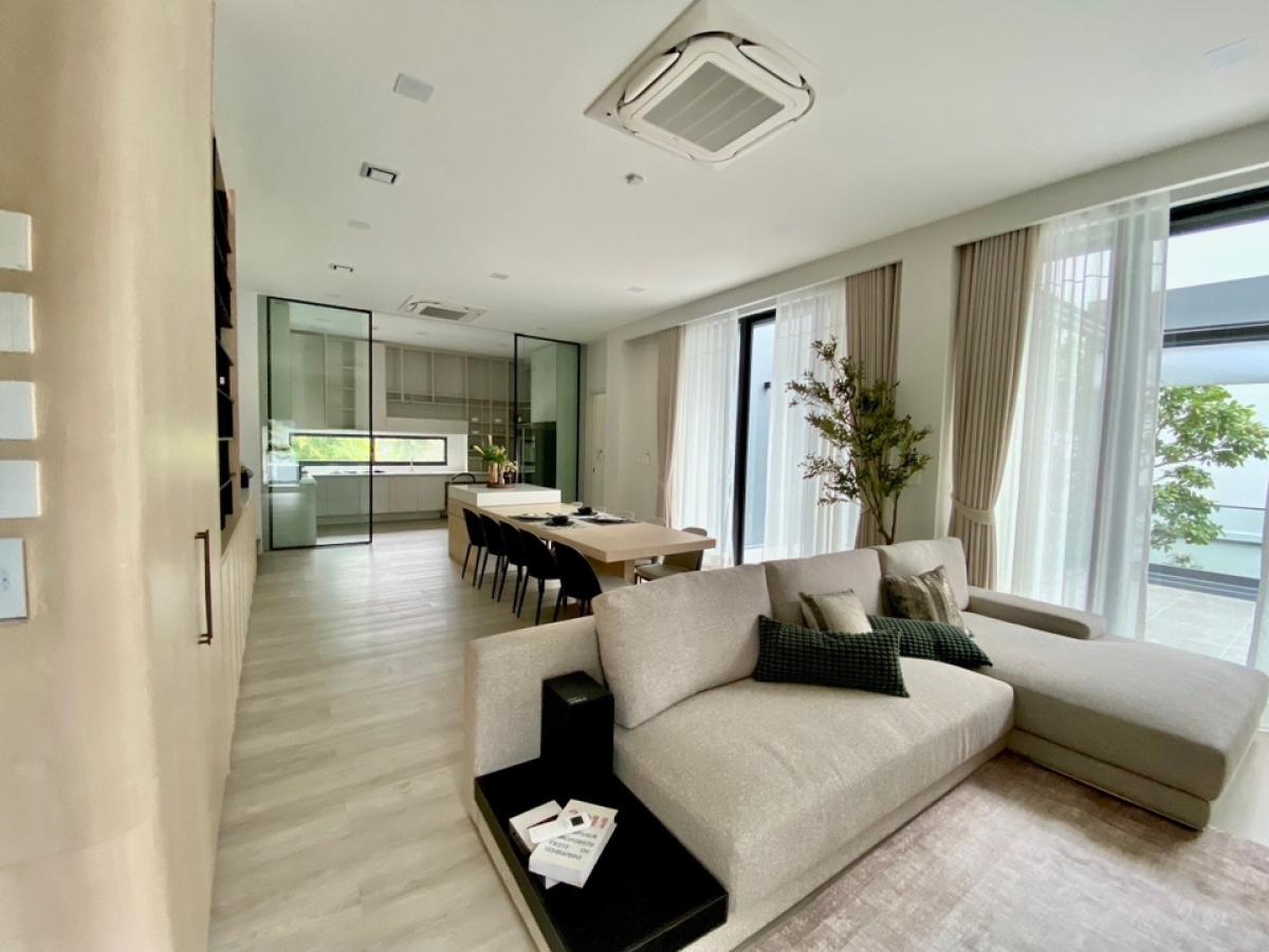 ให้เช่าบ้านพัฒนาการ ศรีนครินทร์ : ให้เช่าบ้านใหม่ VIVE2  ติดนานาชาติเวลลิงตัน