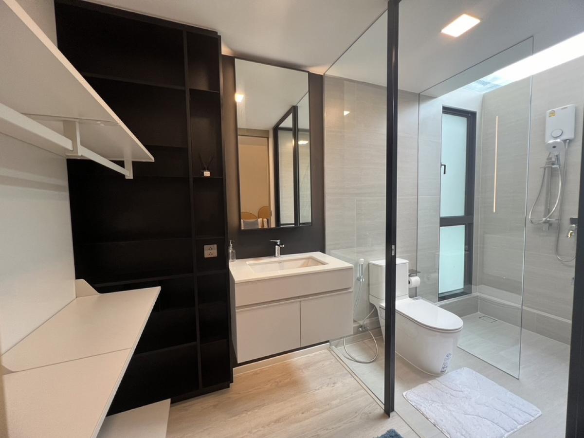 ให้เช่าบ้านพัฒนาการ ศรีนครินทร์ : ให้เช่าบ้านใหม่ VIVE2  ติดนานาชาติเวลลิงตัน