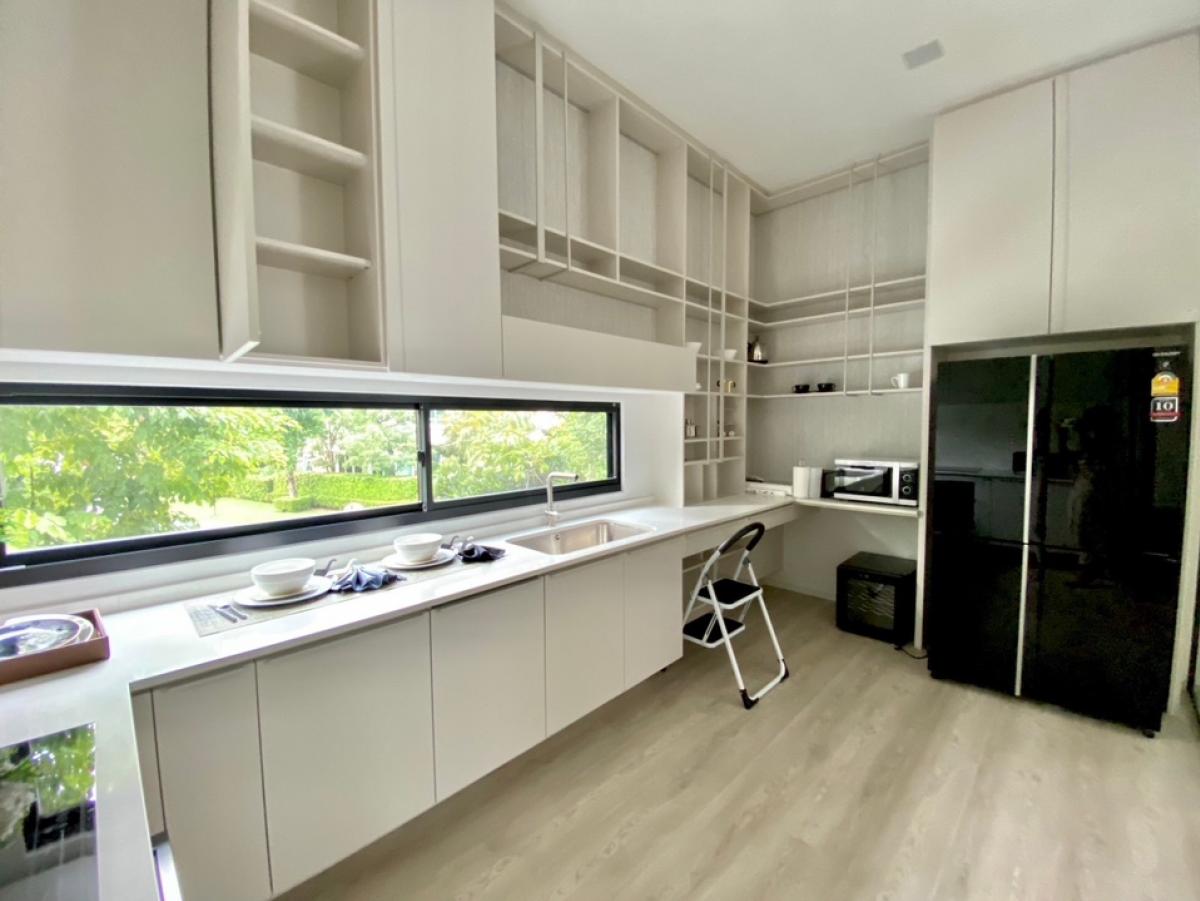 ให้เช่าบ้านพัฒนาการ ศรีนครินทร์ : ให้เช่าบ้านใหม่ VIVE2  ติดนานาชาติเวลลิงตัน