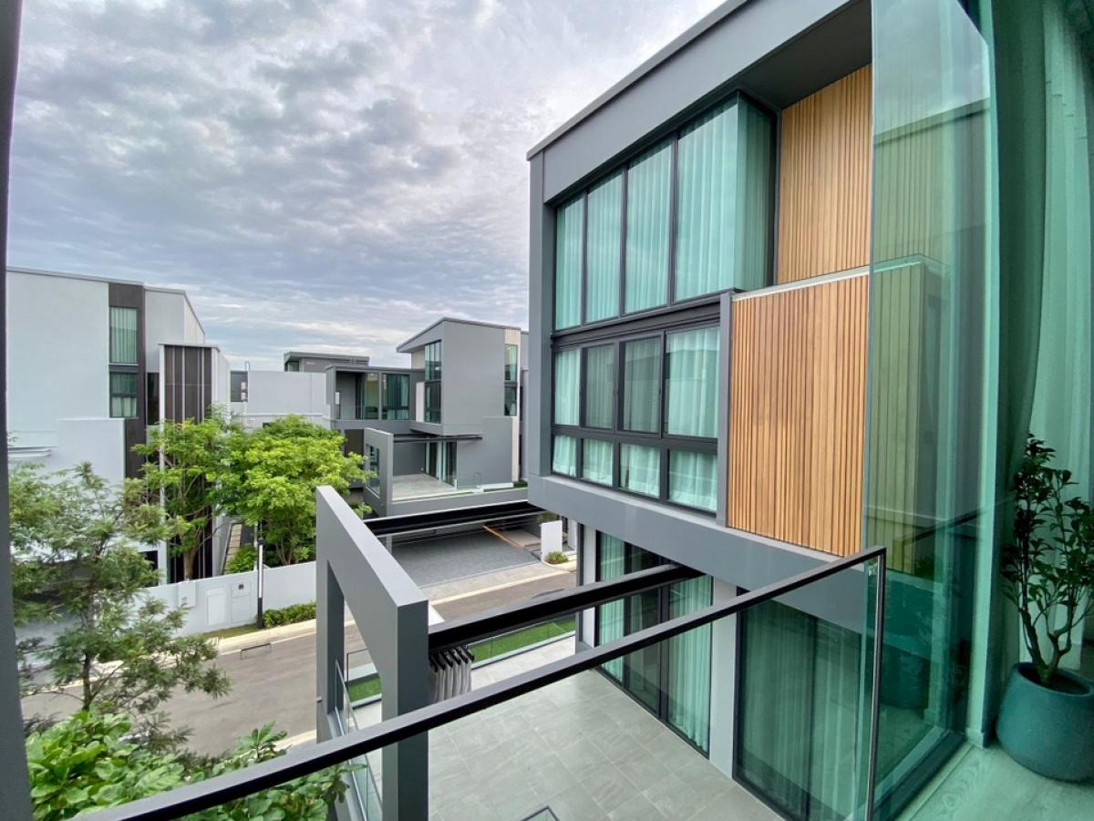 ให้เช่าบ้านพัฒนาการ ศรีนครินทร์ : ให้เช่าบ้านใหม่ VIVE2  ติดนานาชาติเวลลิงตัน