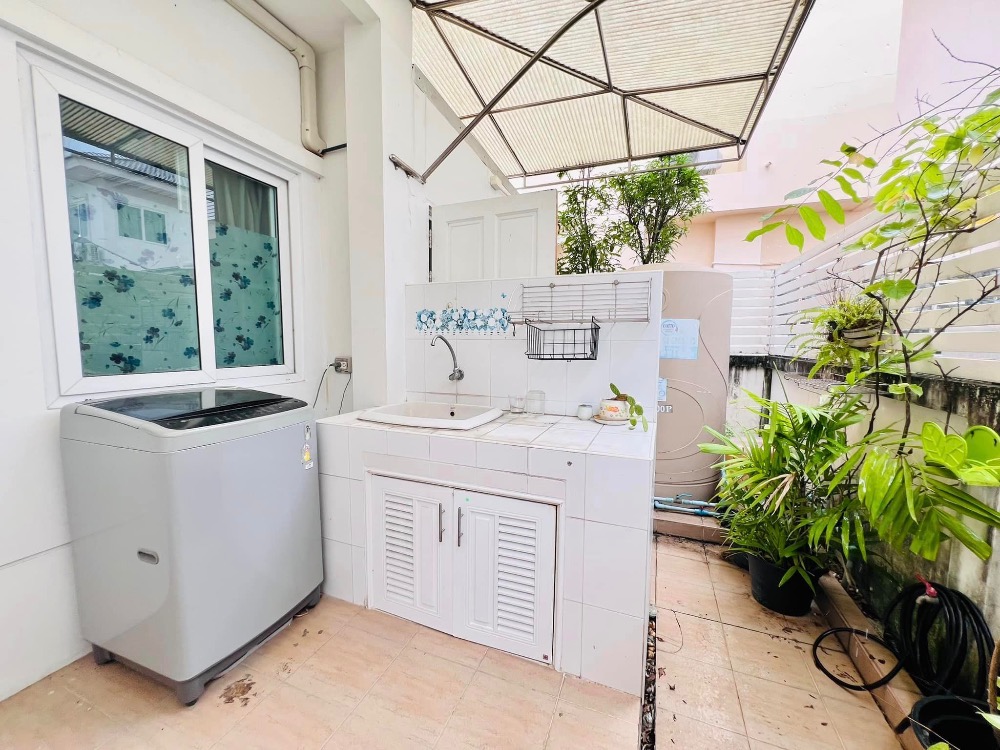 For RentHouseLadkrabang, Suwannaphum Airport : K-5997 For rent! Perfect place Sukhumvit 77 - Suvarnabhumi Special, book within this month, price 36,000 baht.