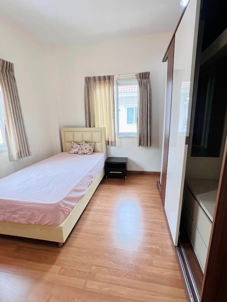 For RentHouseLadkrabang, Suwannaphum Airport : K-5997 For rent! Perfect place Sukhumvit 77 - Suvarnabhumi Special, book within this month, price 36,000 baht.