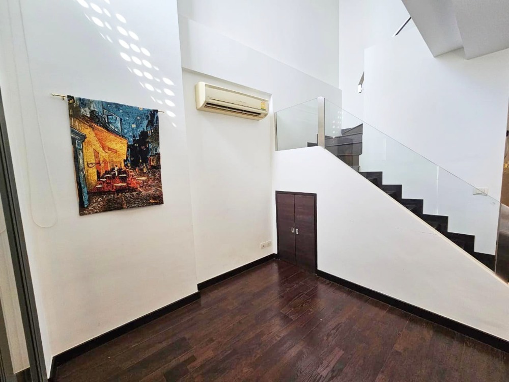 ขายคอนโดราชเทวี พญาไท : ขาย คอนโด IDEO Q พญาไท ชั้น 9 Duplex 61 ตรม. 2 ห้องนอน 2 ห้องน้ำ