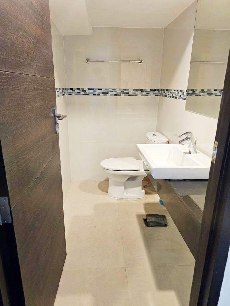 ขายคอนโดราชเทวี พญาไท : ขาย คอนโด IDEO Q พญาไท ชั้น 9 Duplex 61 ตรม. 2 ห้องนอน 2 ห้องน้ำ