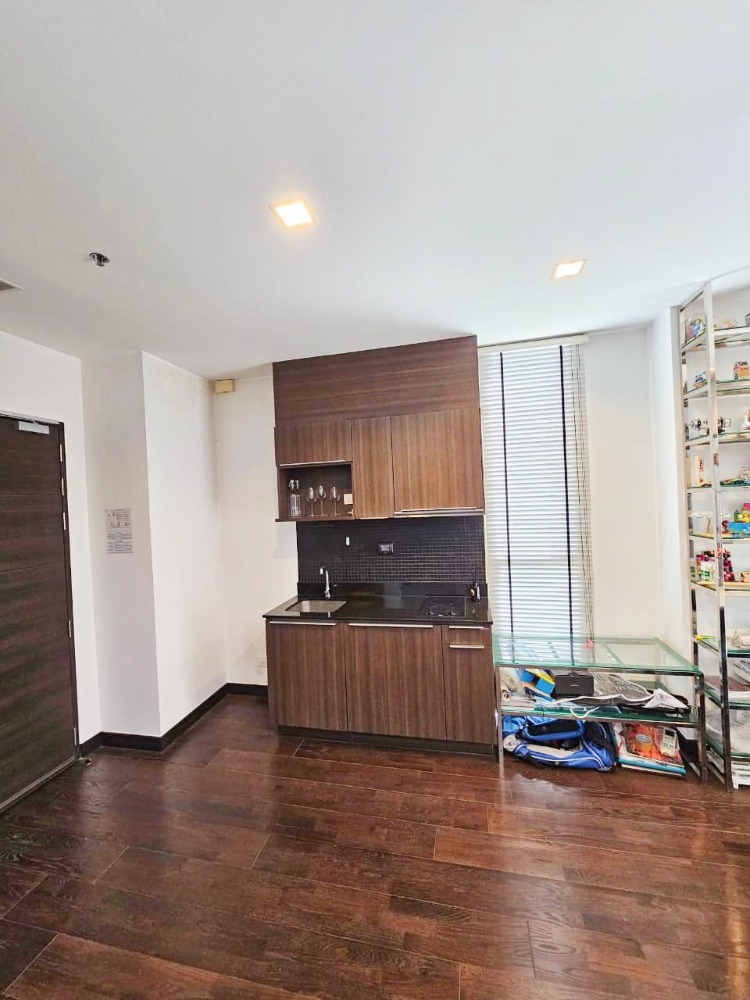 ขายคอนโดราชเทวี พญาไท : ขาย คอนโด IDEO Q พญาไท ชั้น 9 Duplex 61 ตรม. 2 ห้องนอน 2 ห้องน้ำ