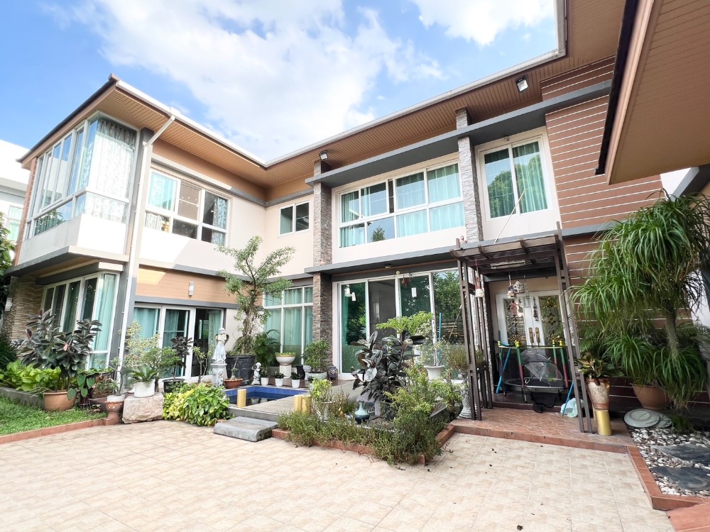 ขายบ้านลาดกระบัง สุวรรณภูมิ : บ้านเดี่ยว 2 ชั้น หมู่บ้านเสรีวิลล่า แยก 9 ทำเลทองประเวศ