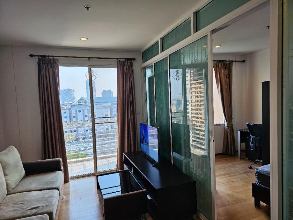 ให้เช่าคอนโดวงเวียนใหญ่ เจริญนคร : ให้เช่า Villa Sathorn วิลล่า สาทร 200 เมตรจาก BTS กรุงธนบุรี 1 ห้องนอน 1 ห้องน้ำ 42 ตร.ม.