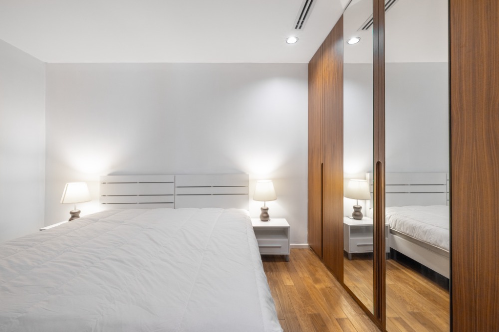 ให้เช่าคอนโดสีลม ศาลาแดง บางรัก : The Legend Saladaeng, Pet friendly ห้องแต่งสวย ว่างเช่า รับสัตว์เลี้ยง 40,000 per month