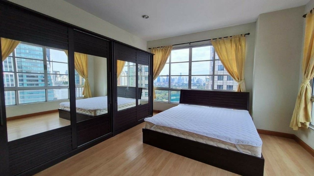 ให้เช่าคอนโดสุขุมวิท อโศก ทองหล่อ : City Smart Sukhumvit 18 3 Bed 173 sqm, Newly Renovated  85,000 per month
