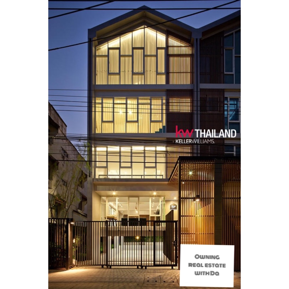 For SaleHome OfficeSukhumvit, Asoke, Thonglor : [Urgent, Special Price] Home Office Sukhumvit 101/1, spacious, airy, modern! The homeowner added an extension to the house, giving it more usable space!