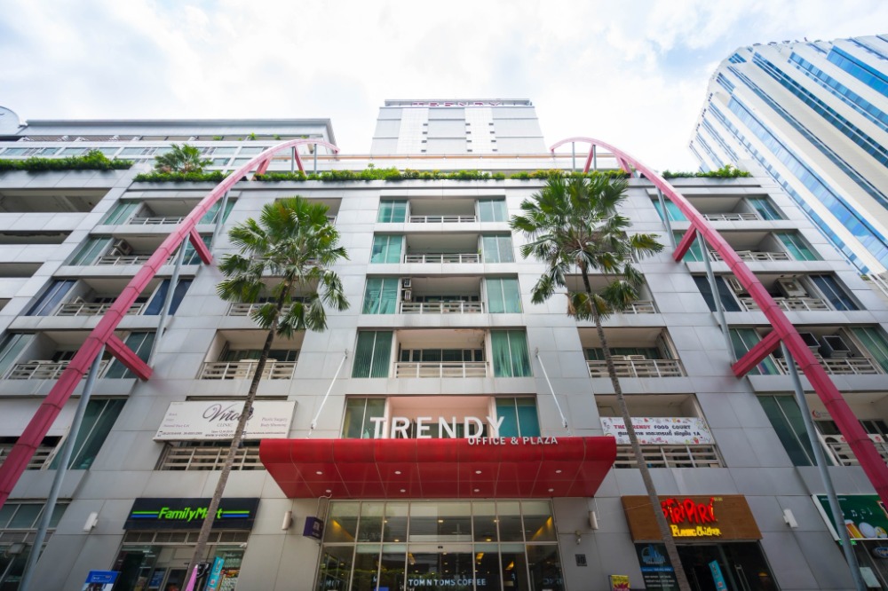 For RentOfficeNana, North Nana,Sukhumvit13, Soi Nana : Trendy Office Sukhumvit 13 Condo for rent 165sqm 133,000 per month