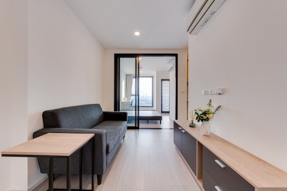 For SaleCondoSapankwai,Jatujak : Special deal price 🔥𝗗𝗘𝗡𝗜𝗠 𝗝𝗨𝗧𝗨𝗝𝗔𝗞 𝟭 𝟭 𝟭 𝟮𝟯 sqm. 𝟮.𝟮𝟵 million* 📱𝟬𝟴𝟭-𝟵𝟴𝟯-𝟲𝟲𝟮𝟱