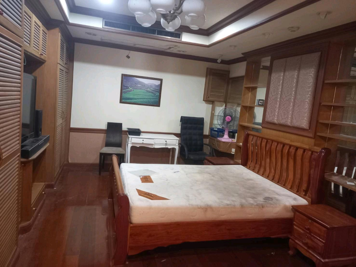 ให้เช่าคอนโดบางซื่อ วงศ์สว่าง เตาปูน : ให้เช่า 🔥💯 คอนโดเตาปูนแมนชั่น 90 ตรม. ใกล้ mrt บางซื่อ รีโนเวทพร้อมเฟอร์ฯฟรีที่จอดรถ