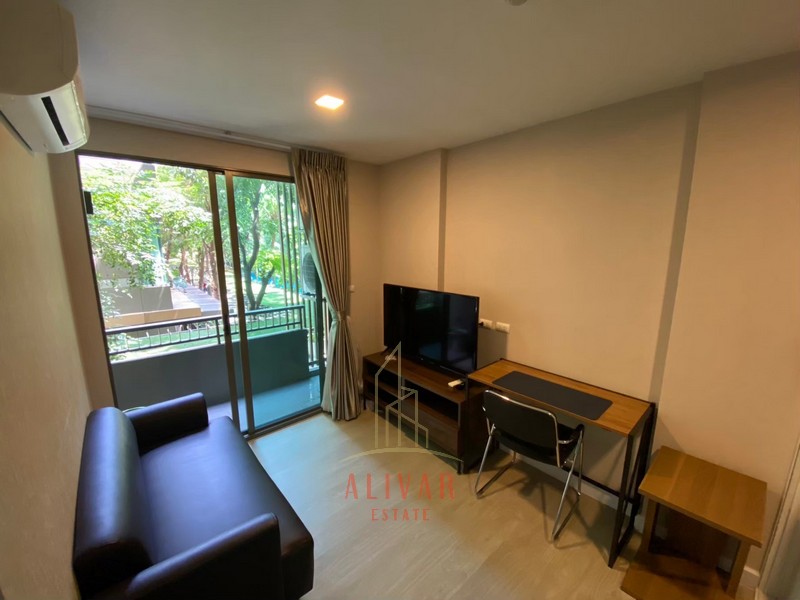 For RentCondoRatchadapisek, Huaikwang, Suttisan : RC090424 For rent, Condo Metro Luxe Ratchada, fully furnished, near MRT Huai Khwang and MRT Sutthisan.