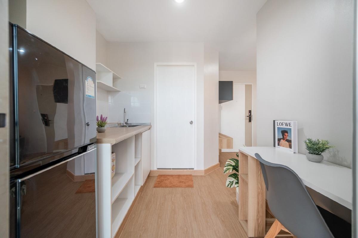 For SaleCondoNawamin, Ramindra : 🏡 Come live a warm life in Nawamin area 🌳 with green space in every corner of your residence ✨ Meet the needs of the new generation and a warm family atmosphere 🌈 Lumpini Park Nawamin Sri Burapha ☀️