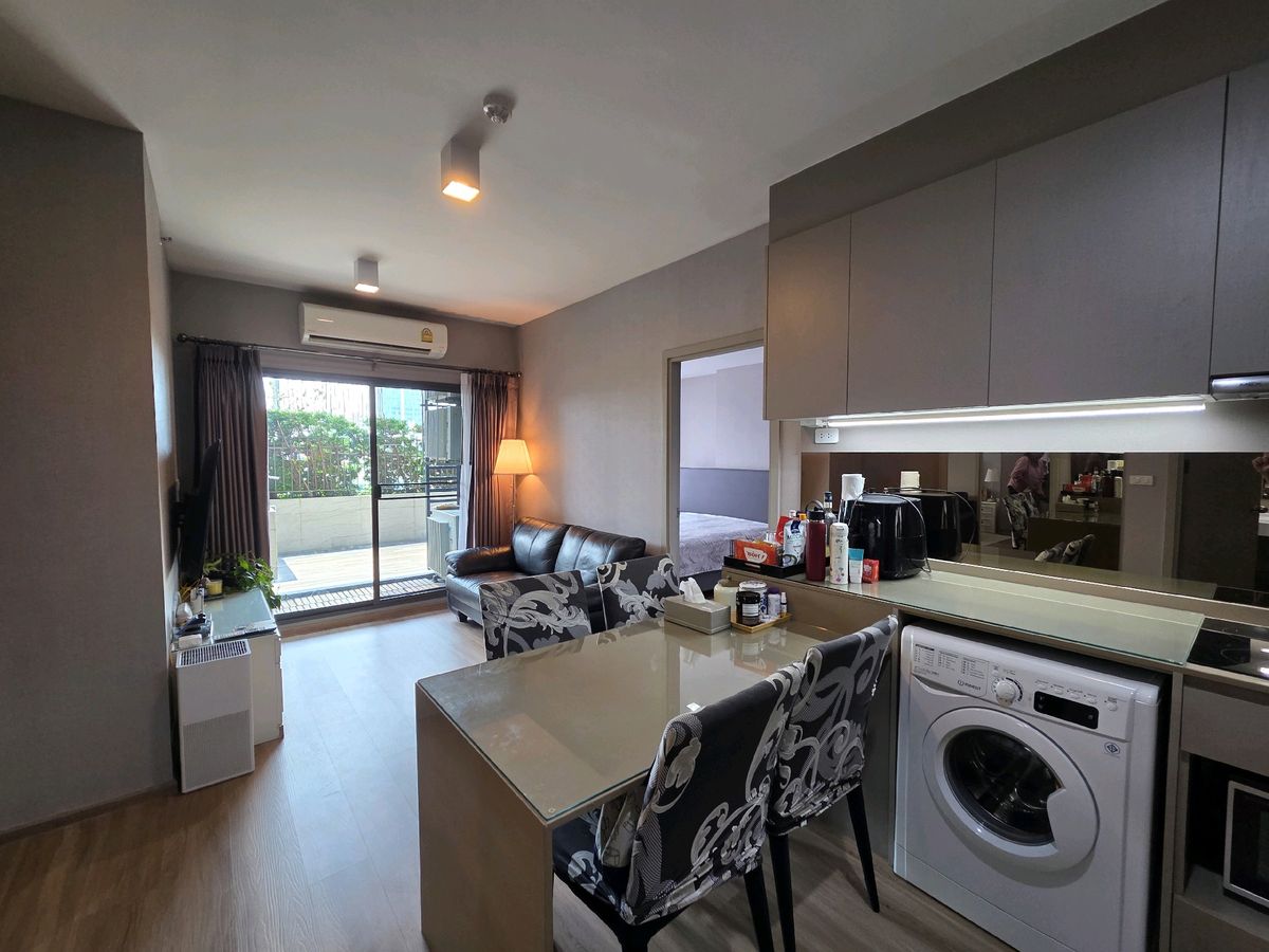 For RentCondoOnnut, Udomsuk : Ideo s93 studio for rent
25 sq.m
15,000 baht per month 

contact 
Tel : 098-561-4222​ Golf
line id : golf4486