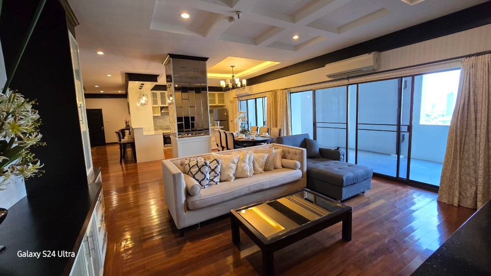 ให้เช่าคอนโดสุขุมวิท อโศก ทองหล่อ : ให้เช่าคอนโด Fifty Fifth Tower Thonglor , Duplex 275 Sq.M.