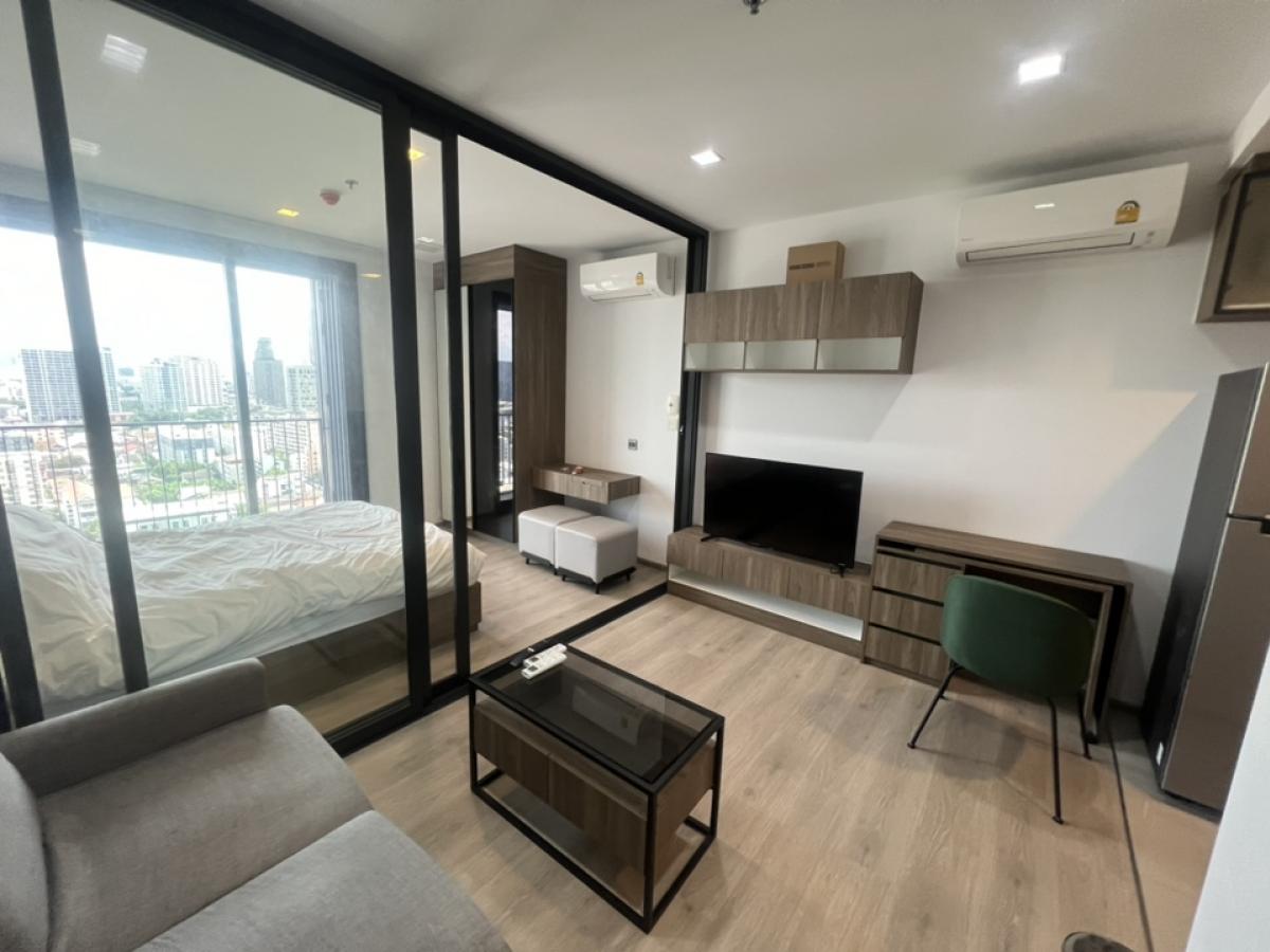ให้เช่าคอนโดลาดพร้าว เซ็นทรัลลาดพร้าว : For Rent📍the line phaholyothin park🛀1 bed 1 bath📞0639399665
