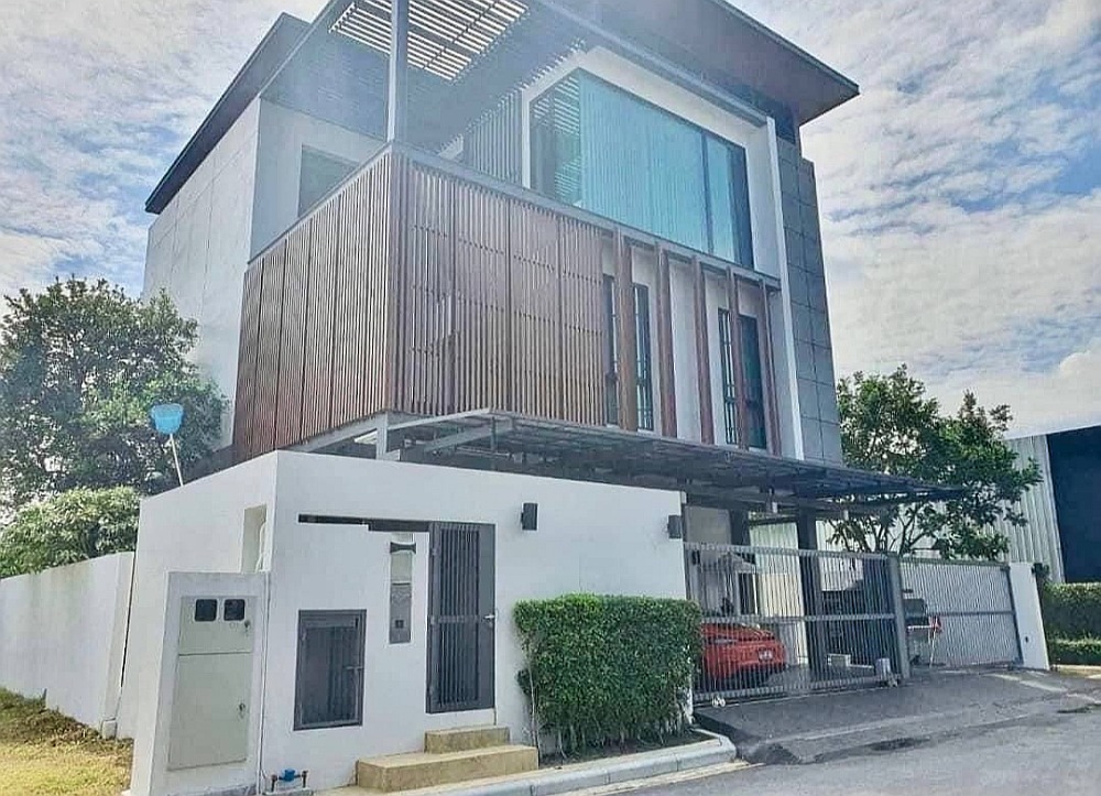 For RentHousePattanakan, Srinakarin : 💵 FOR RENT POOL VILLA ‼️ 🍂 SUKUMVIT 77 ‼️