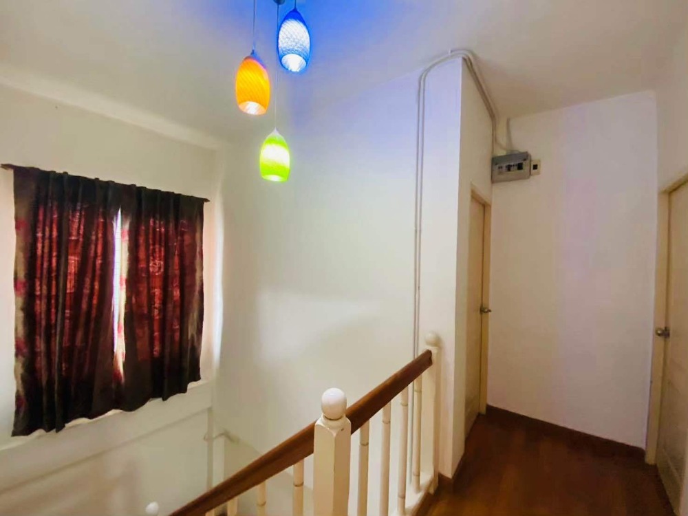 ขายบ้านนวมินทร์ รามอินทรา : S-BHRS101 ขาย บ้านแฝด บ้านบุรีรมย์ รามอินทรา - ซาฟารี เฟส2 2ชั้น ขนาด 37ตรว. พื้นที่ใช้สอย 148ตรม. 3นอน 2น้ำ 3.08 ล้าน 064-959-8900