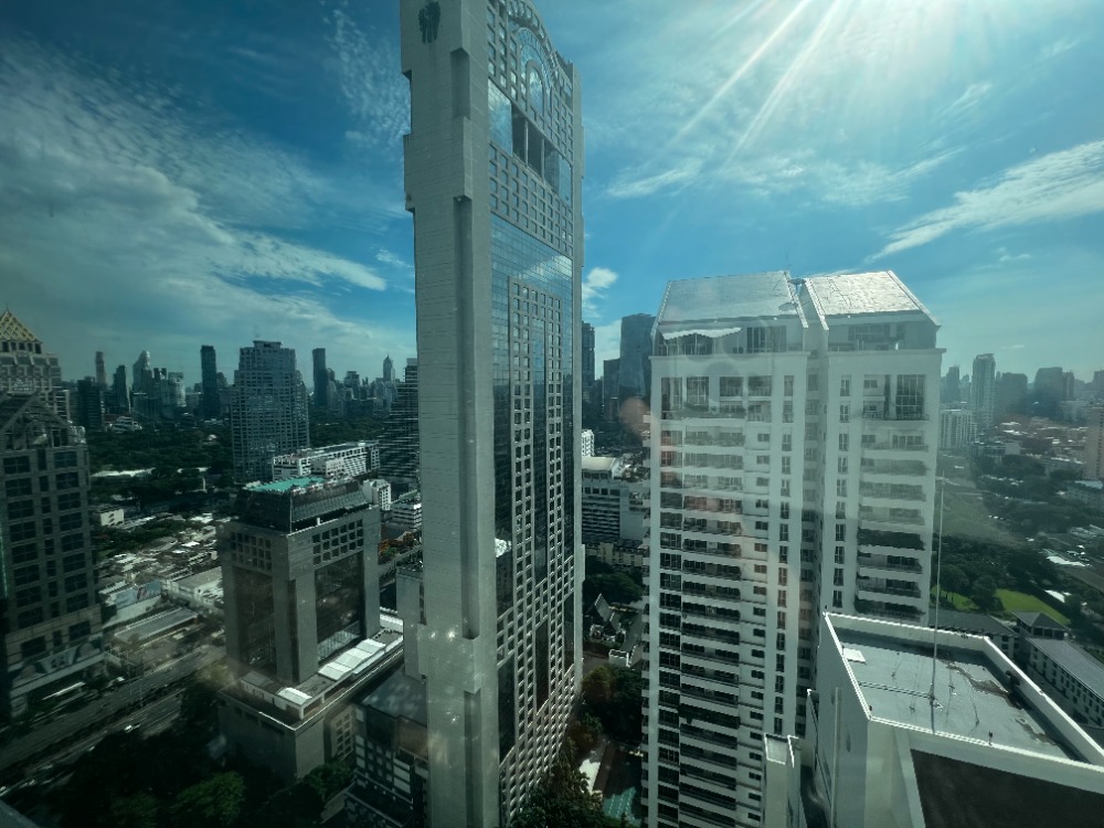 For SaleCondoSathorn, Narathiwat : Sathorn 4-bed condominium in business district good price.