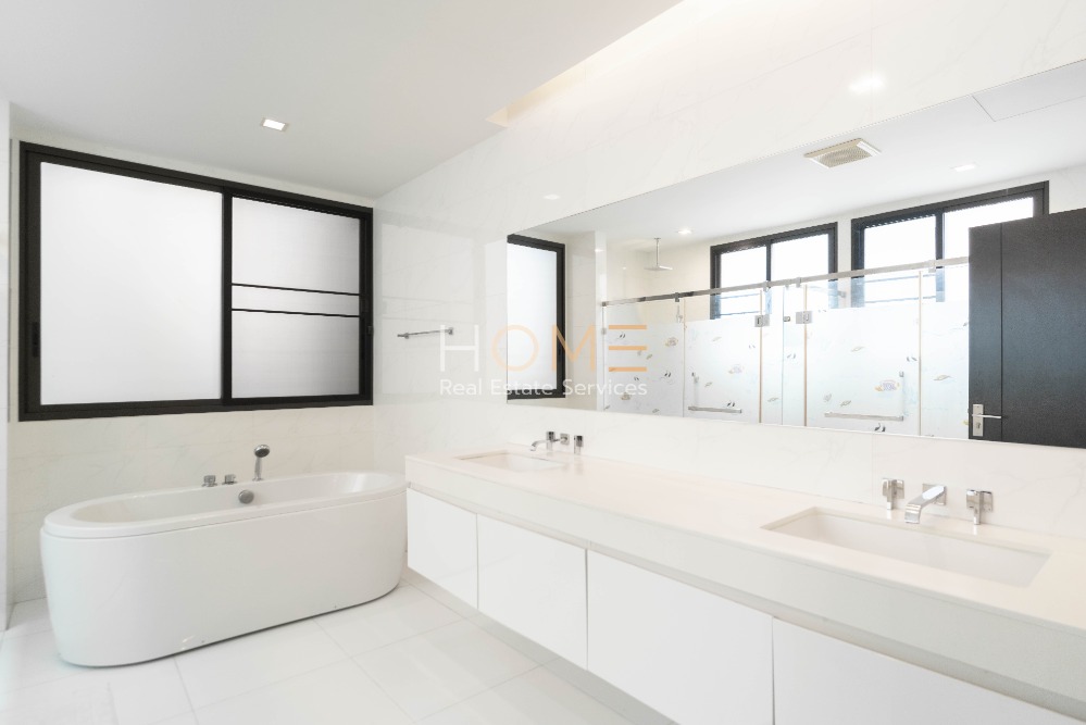 ขายบ้านรามคำแหง หัวหมาก : บ้านหรู Modern Super Luxury Class ✨ บ้านเดี่ยว โซล เอกมัย - ลาดพร้าว / 5 ห้องนอน (ขาย), Soul Ekkamai - Ladprao / Detached House 5 Bedrooms (FOR SALE) TPM147