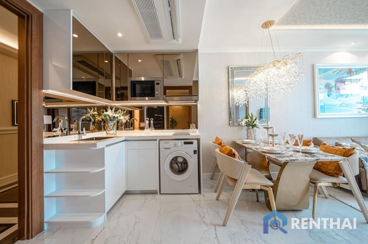 For SaleCondoPattaya, Bangsaen, Chonburi : Luxurious 1bed Condo in Riviera Malibu