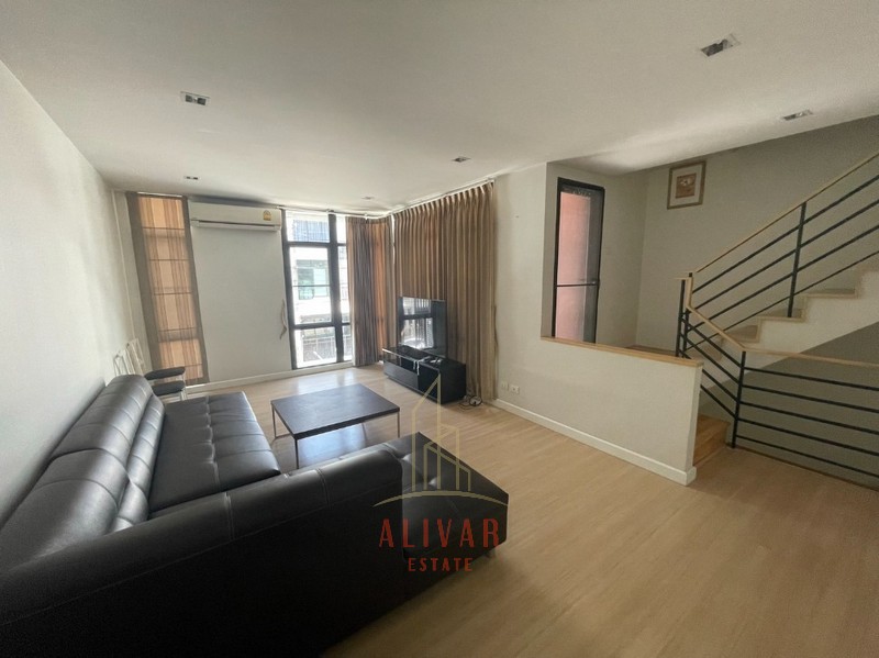 For RentTownhomeSamut Prakan,Samrong : RH091224 Townhouse for rent, 3 floors, PLEX BANGNA, next to Bangna-Trad Road, Km. 5