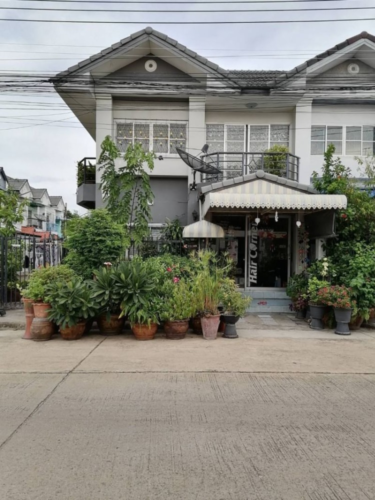 For SaleTownhomeRama5, Ratchapruek, Bangkruai : 2-storey townhouse, corner house, main road, Suphakon Village, Bang Kruai