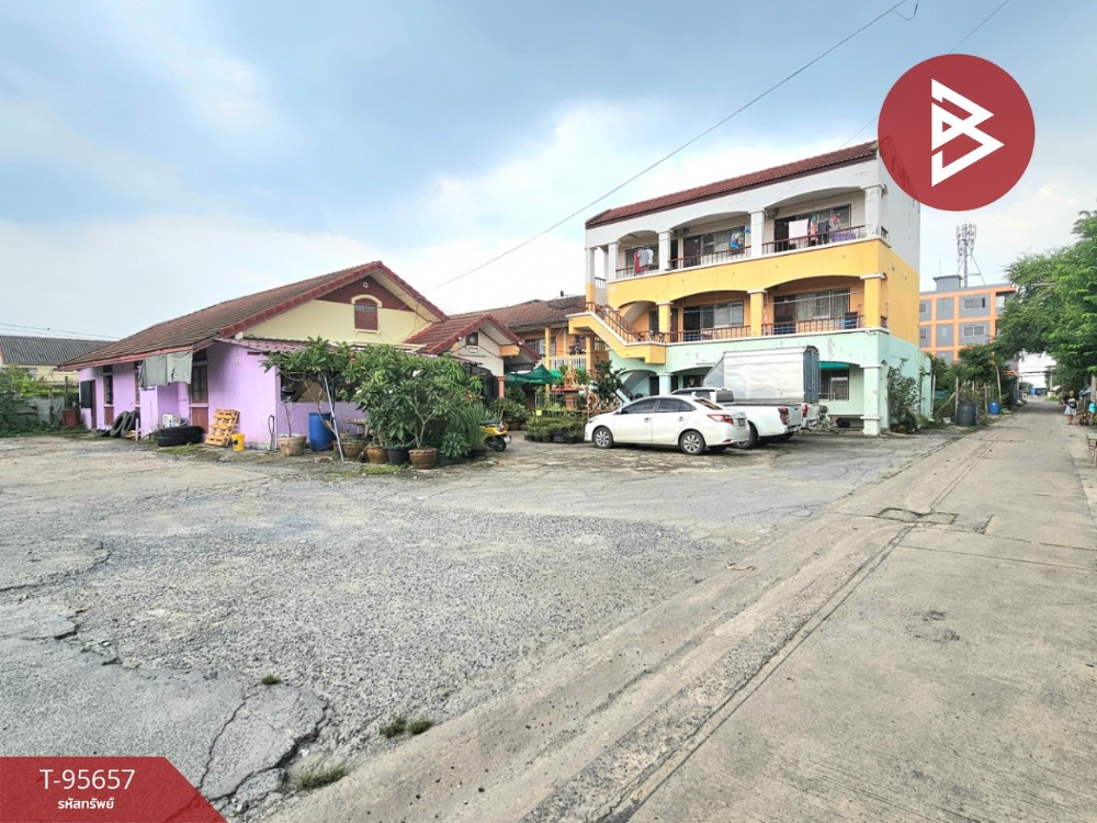 For SaleHotel&Apartment BusinessPathum Thani,Rangsit, Thammasat : Urgent sale: apartment with detached house, area 347 square wah, Lam Luk Ka, Pathum Thani