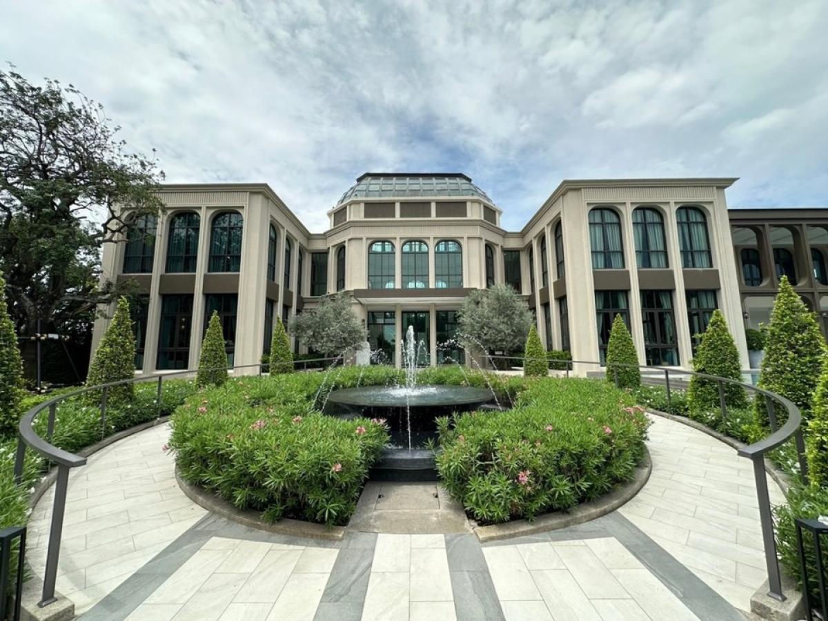 For RentHouseLadkrabang, Suwannaphum Airport : 🔥For urgent rent🔥 Grand Bangkok Boulevard, Krungthep Kreetha, brand new house, fully furnished, ready to move in, 5 bedrooms, 6 bathrooms, house in front of the garden ❗